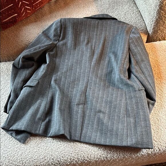 Simply Vera Vera Wang Gray Sport Coat with Notched Lapel - Picture 4 of 10